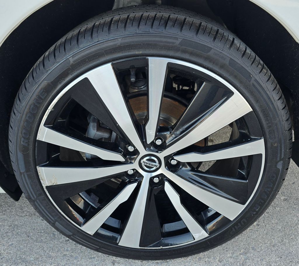 2020 Nissan Altima Image 13