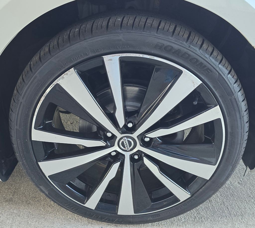2020 Nissan Altima Image 15