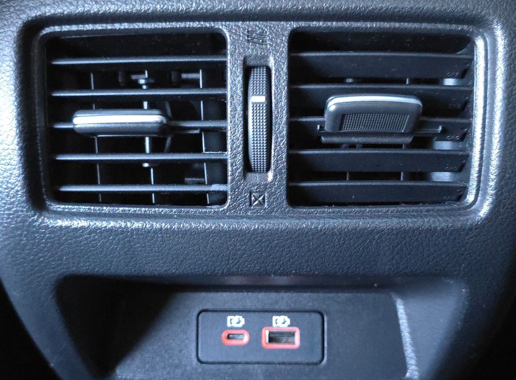 2020 Nissan Altima Image 38