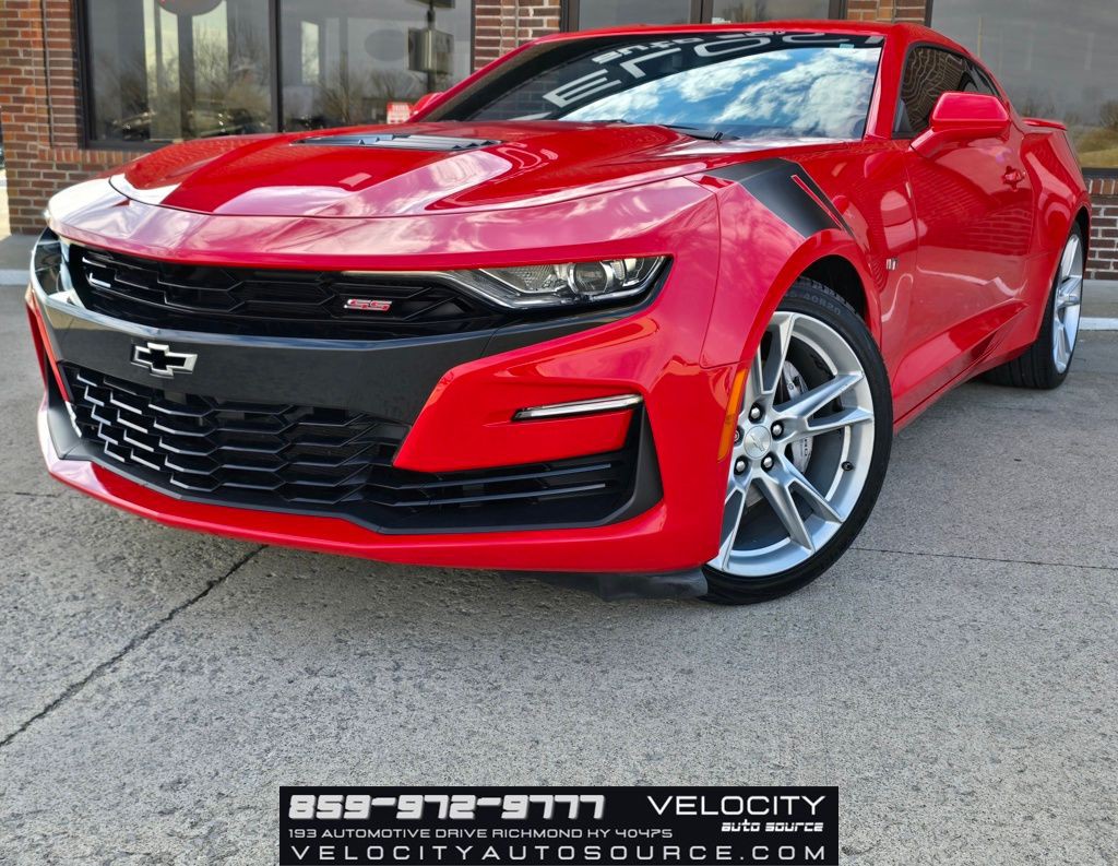 2019 Chevrolet Camaro Image 1