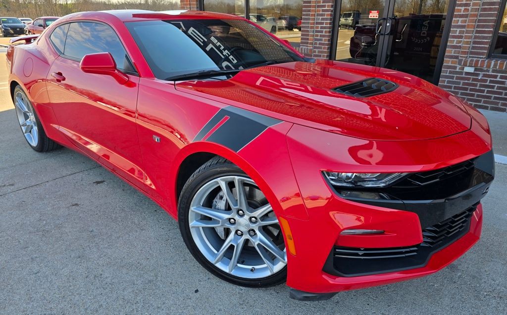 2019 Chevrolet Camaro Image 3