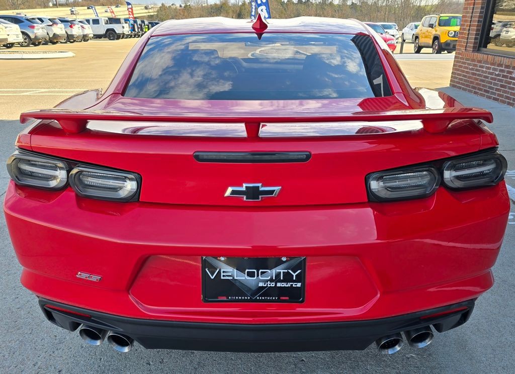 2019 Chevrolet Camaro Image 8