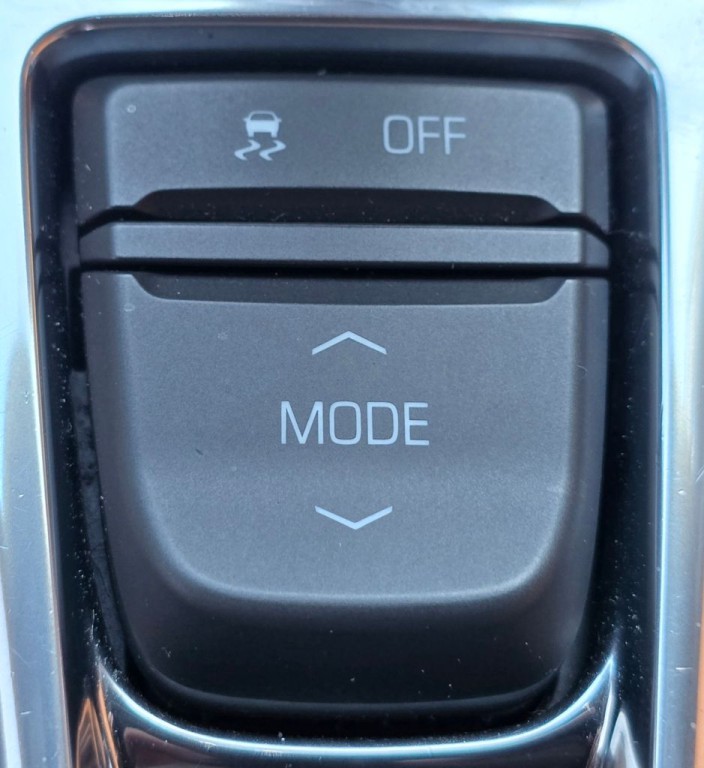 2019 Chevrolet Camaro Image 28