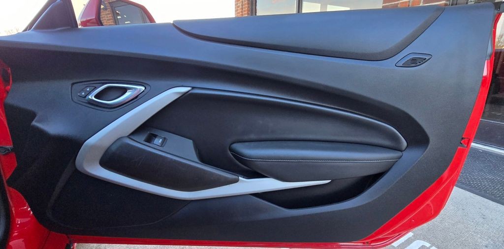 2019 Chevrolet Camaro Image 30