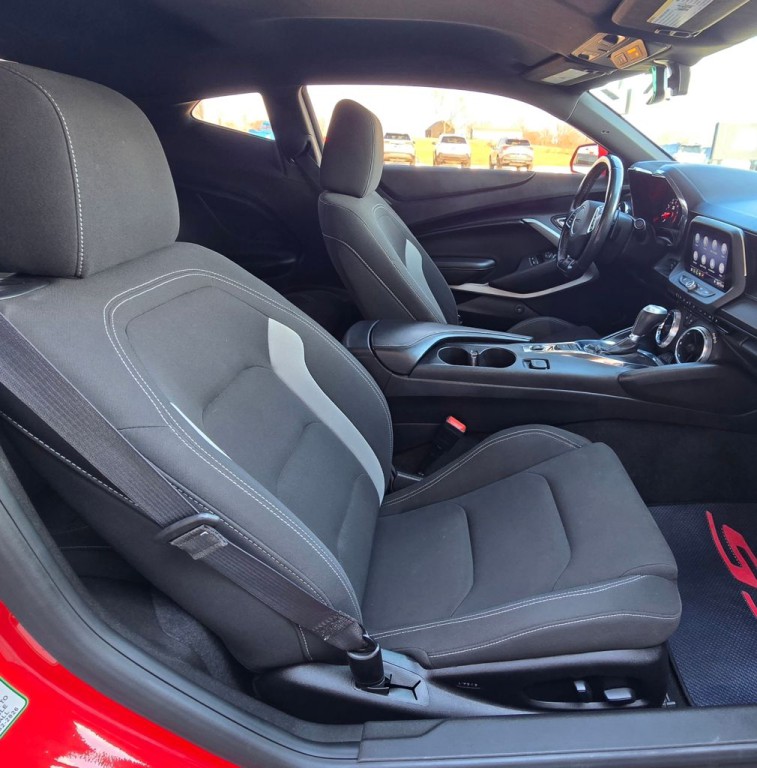 2019 Chevrolet Camaro Image 31