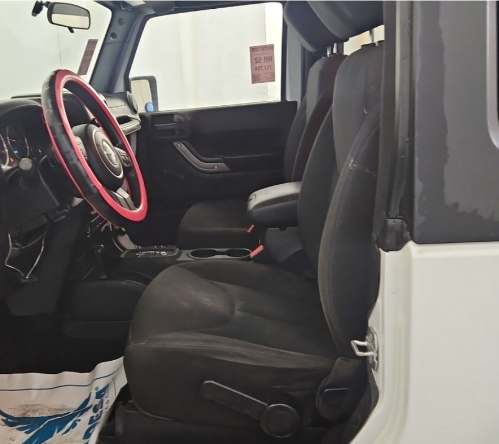 2015 Jeep Wrangler Image 6