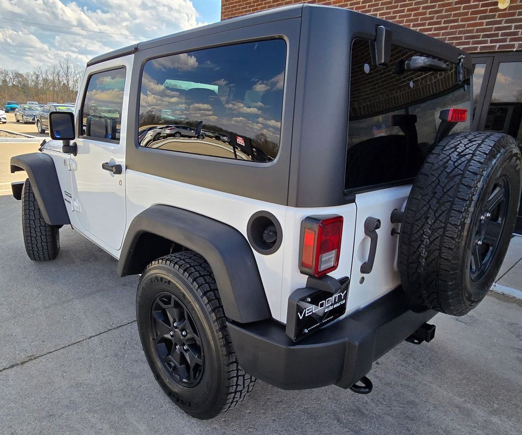 2015 Jeep Wrangler Image 6