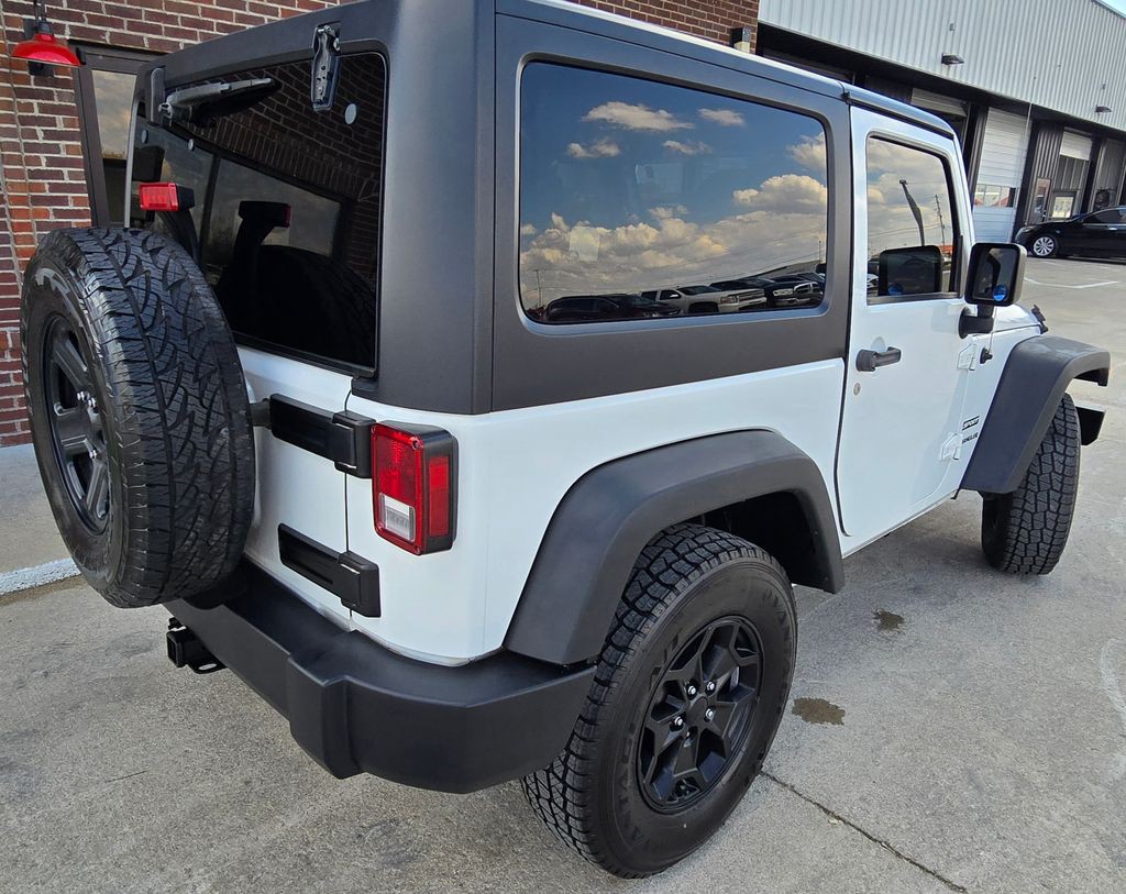 2015 Jeep Wrangler Image 7