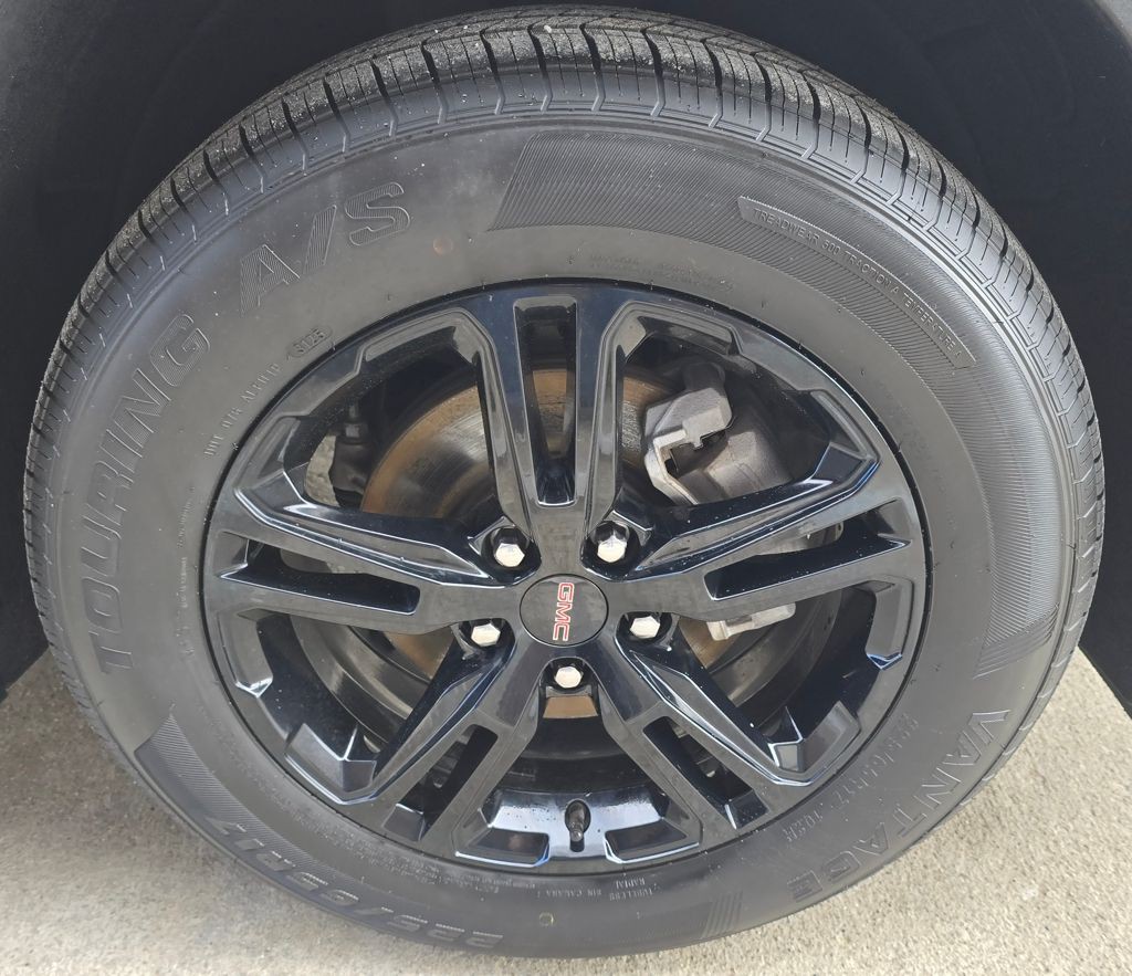 2023 GMC Terrain Image 14