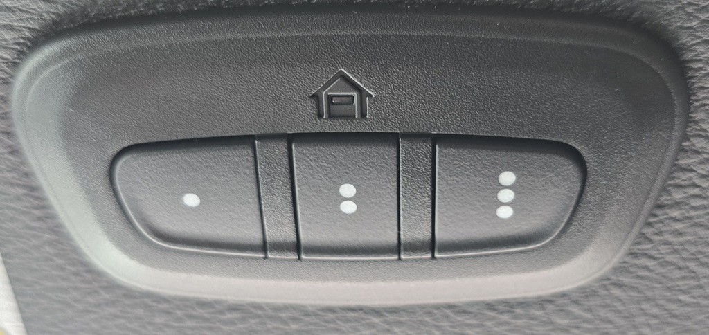 2021 Jeep Wrangler Image 33