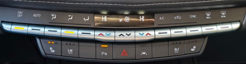 2020 Cadillac XT4 Image 30