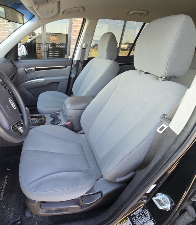 2011 Hyundai Santa Fe Image 8