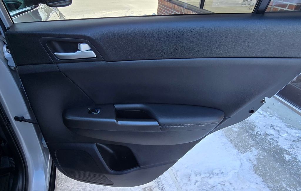 2020 Kia Sportage Image 39