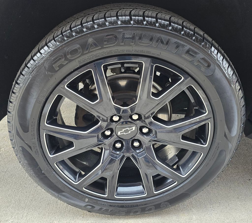 2023 Chevrolet Tahoe Image 12