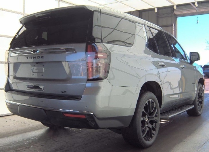 2023 Chevrolet Tahoe Image 2