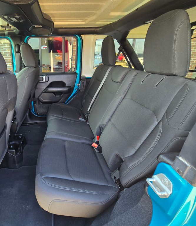 2019 Jeep Wrangler Image 35