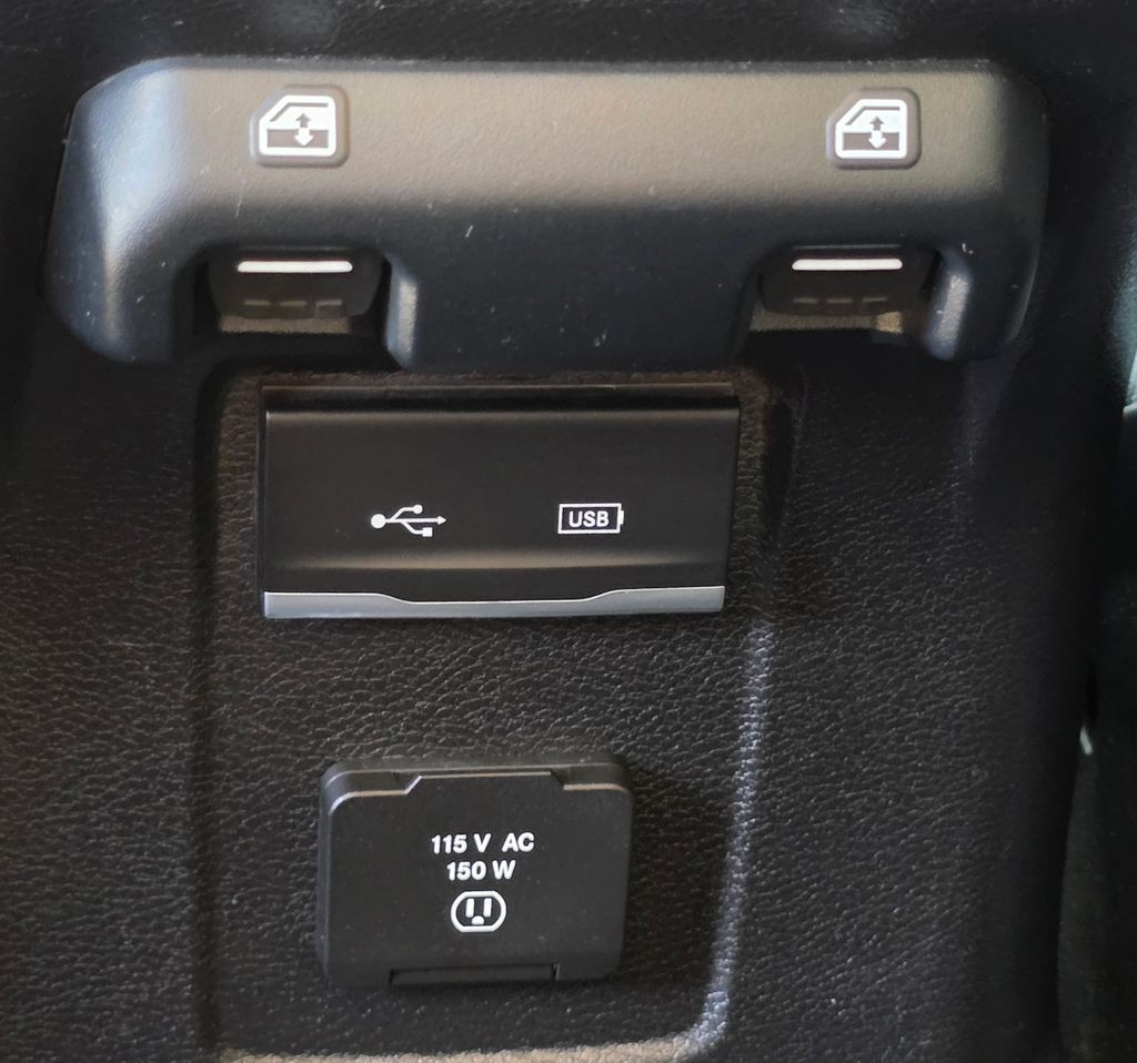 2019 Jeep Wrangler Image 38