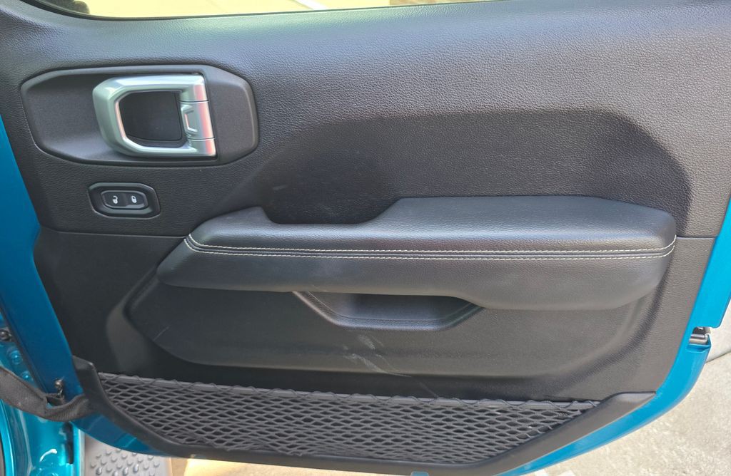 2019 Jeep Wrangler Image 39