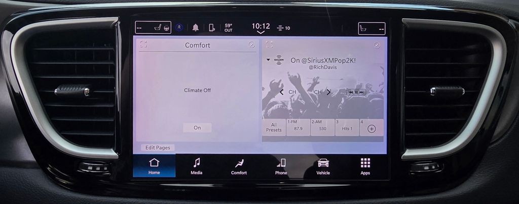 2024 Chrysler Pacifica Image 24