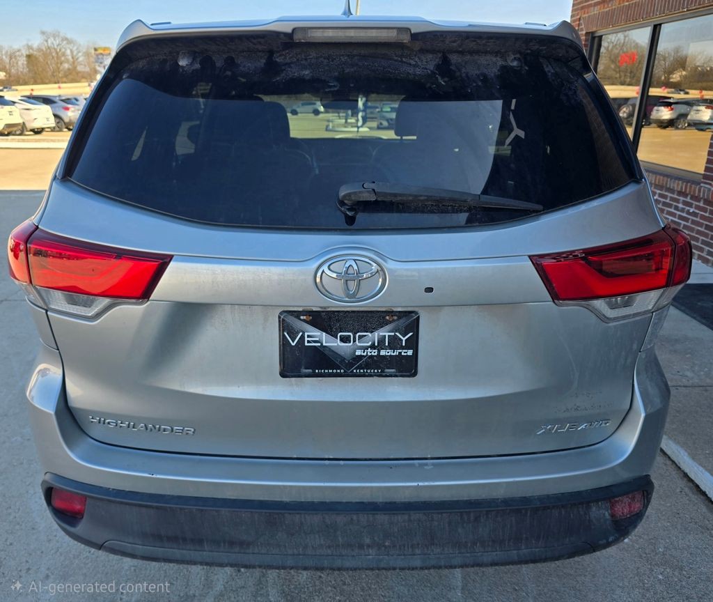 2019 Toyota Highlander Image 5