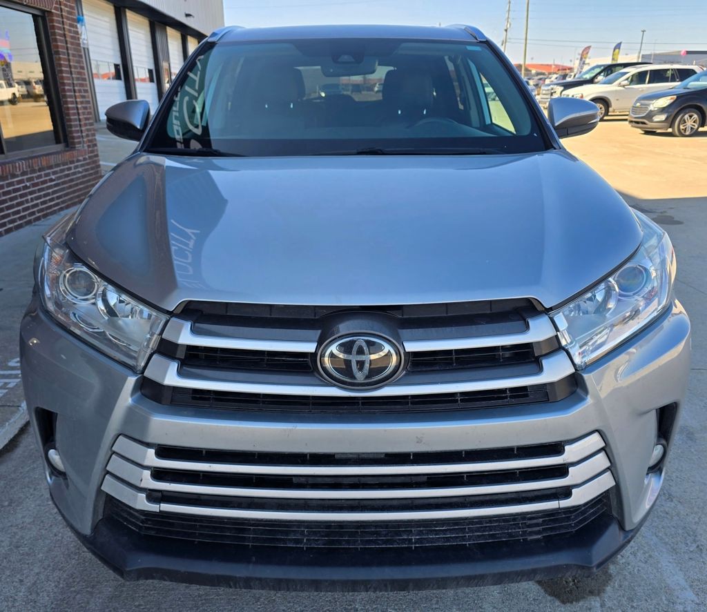 2019 Toyota Highlander Image 8