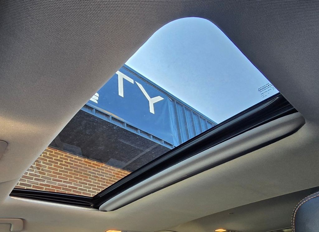 2019 Toyota Highlander Image 11