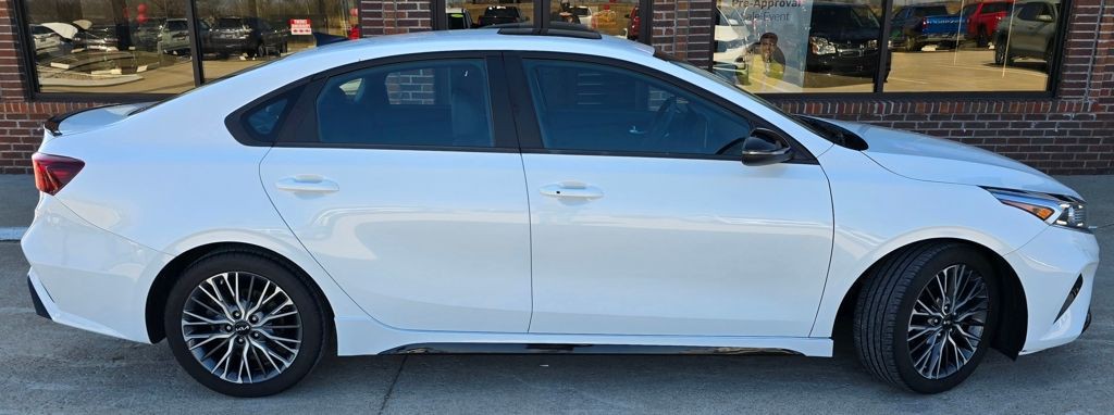 2023 Kia Forte Image 5