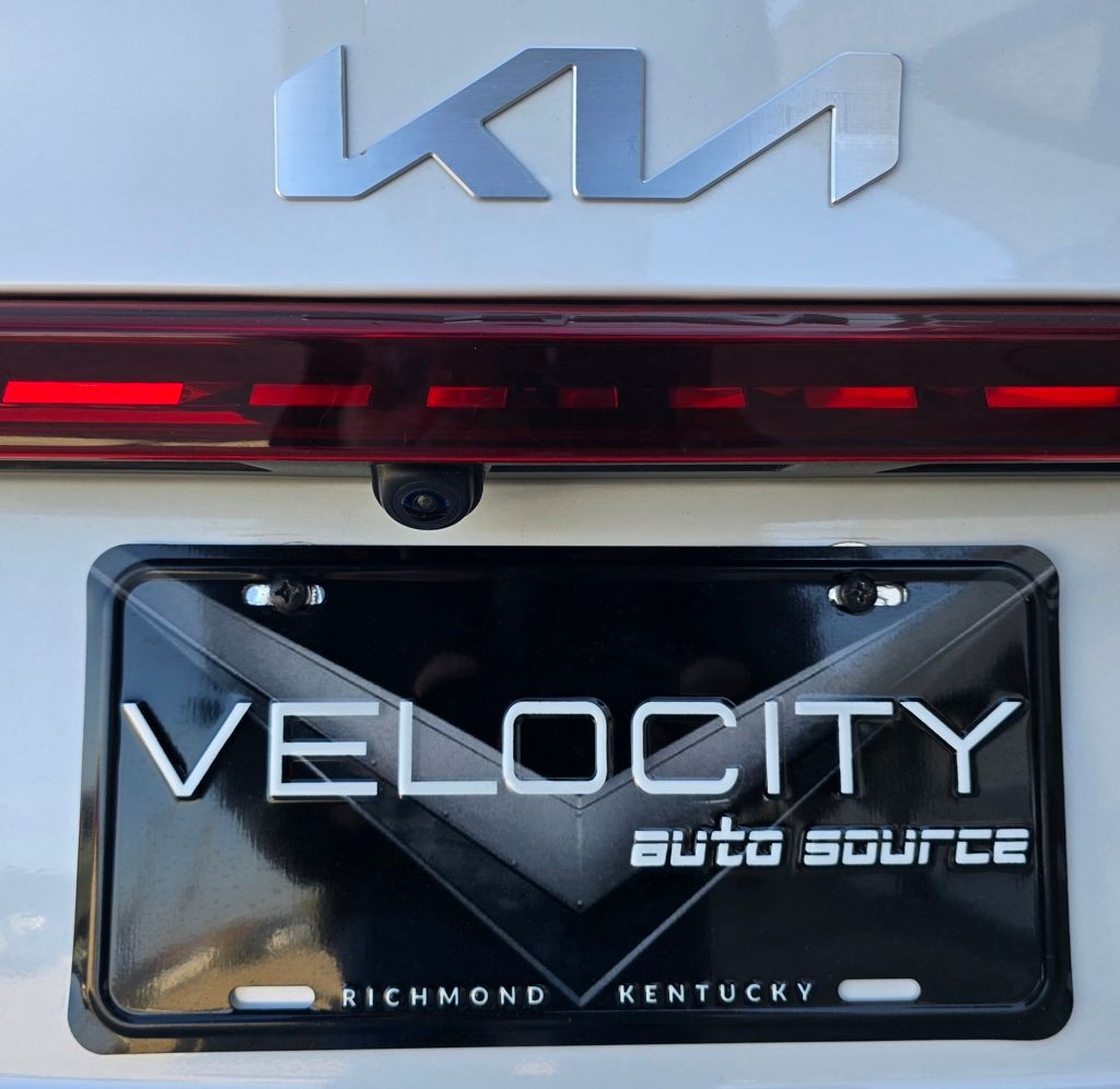 2023 Kia Forte Image 9