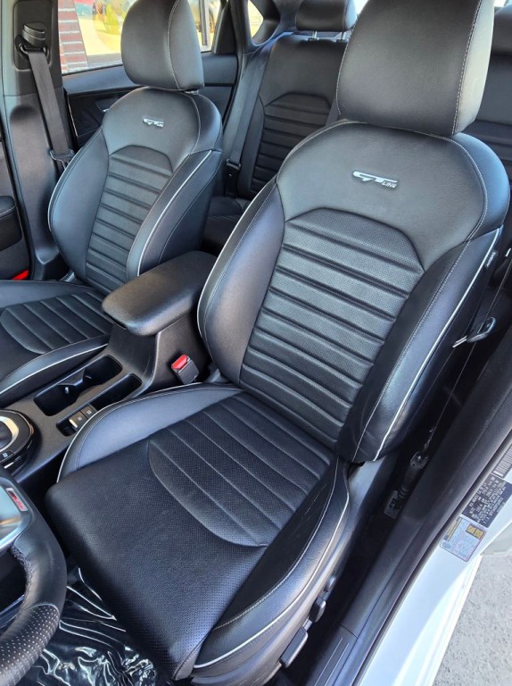 2023 Kia Forte Image 19