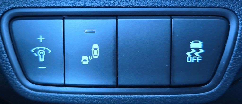 2023 Kia Forte Image 21