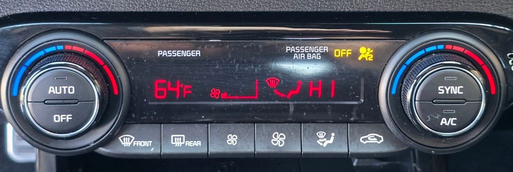 2023 Kia Forte Image 29