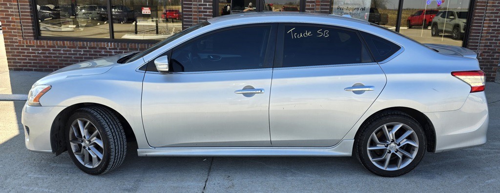 2015 Nissan Sentra Image 2