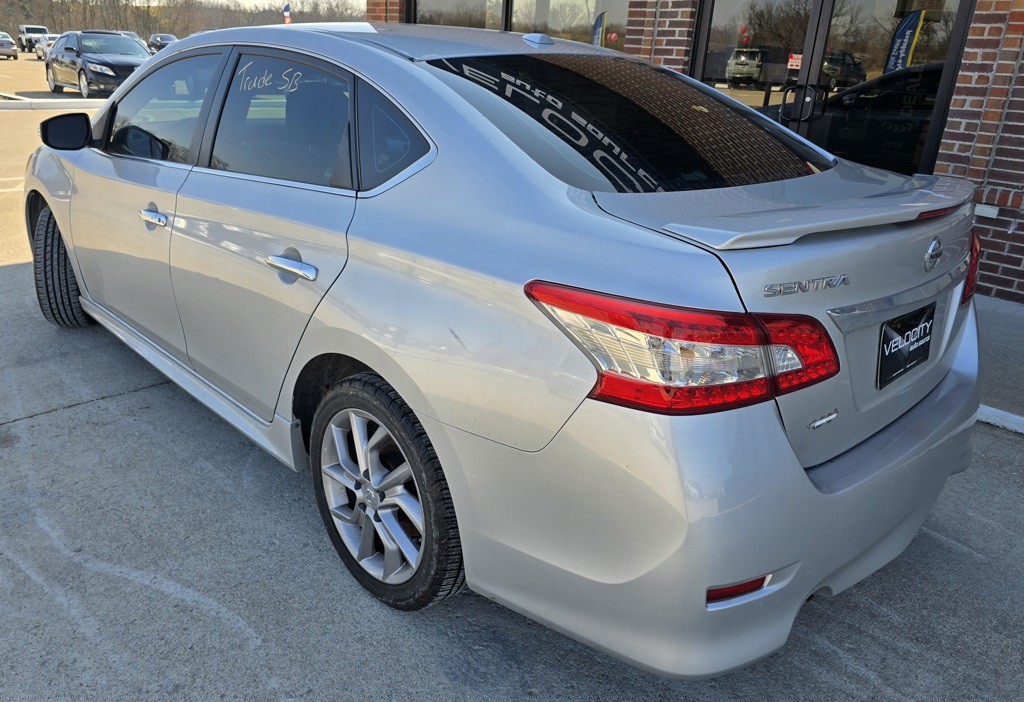 2015 Nissan Sentra Image 3