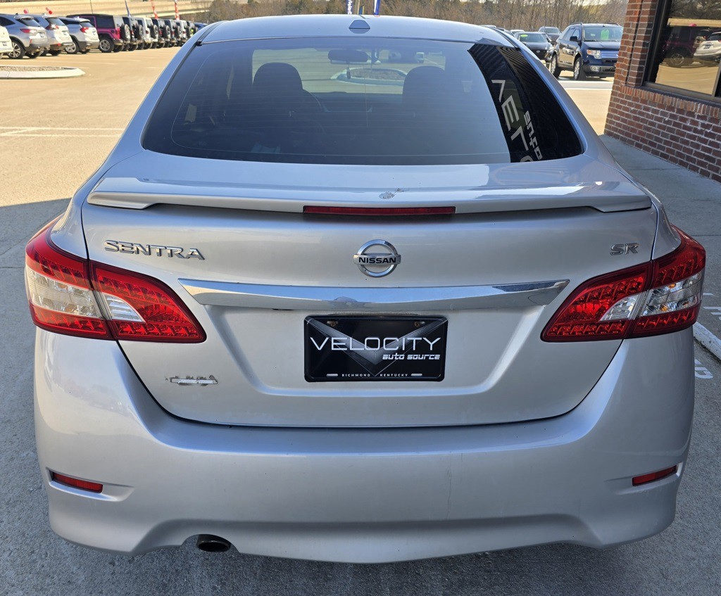 2015 Nissan Sentra Image 4
