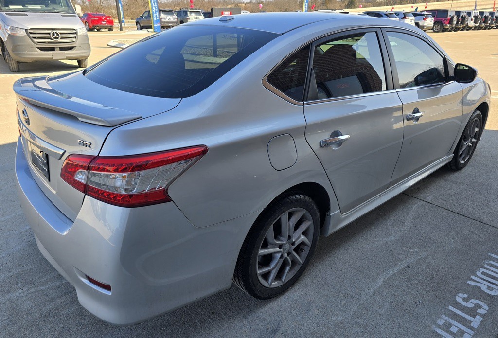 2015 Nissan Sentra Image 5