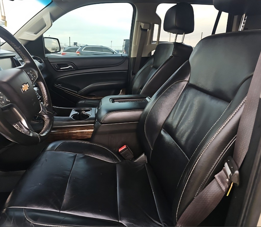 2017 Chevrolet Tahoe Image 4