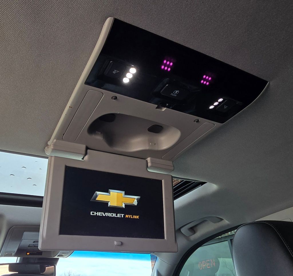 2017 Chevrolet Tahoe Image 49