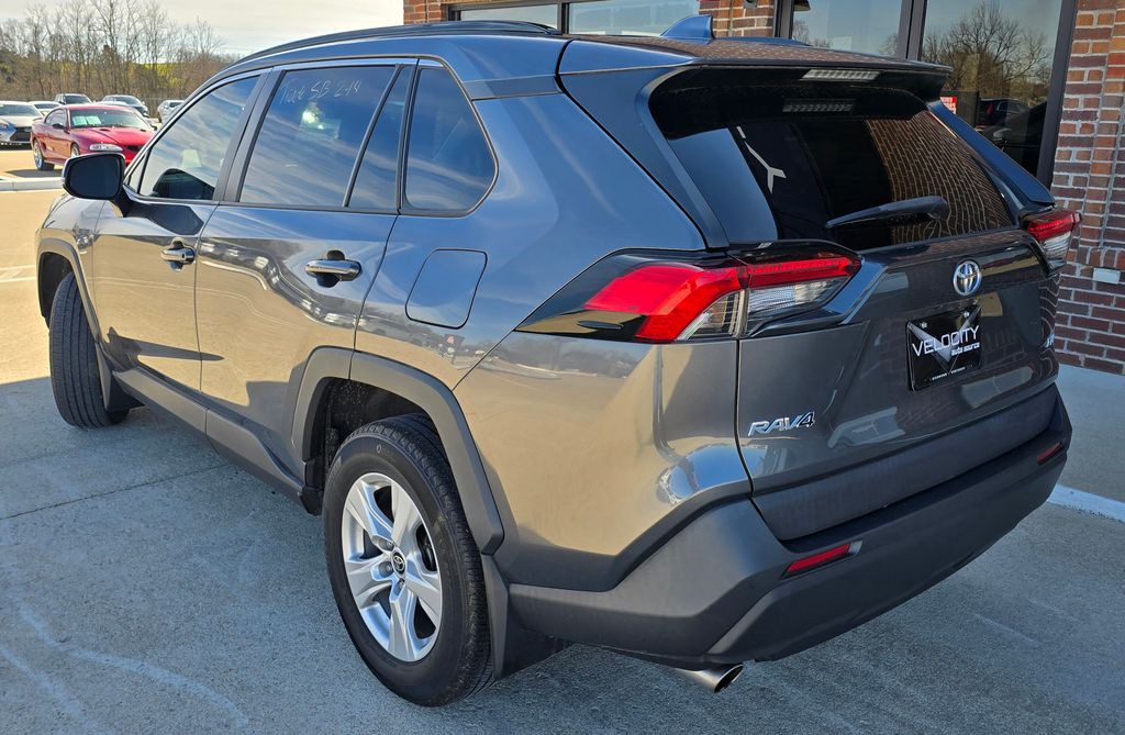 2021 Toyota Rav4 Image 3