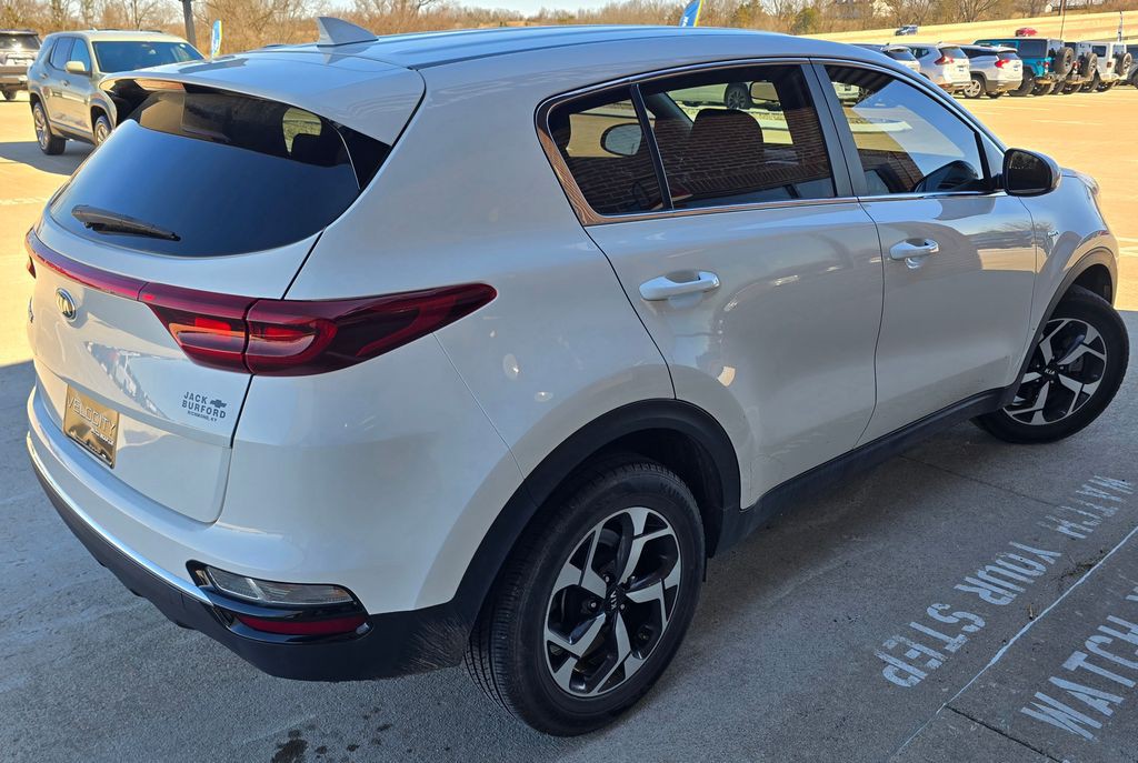 2021 Kia Sportage Image 5