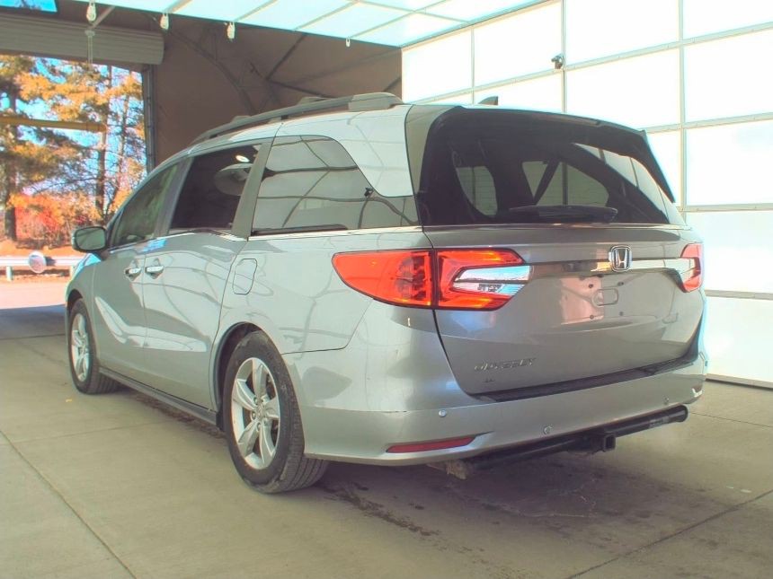 2019 Honda Odyssey Image 3