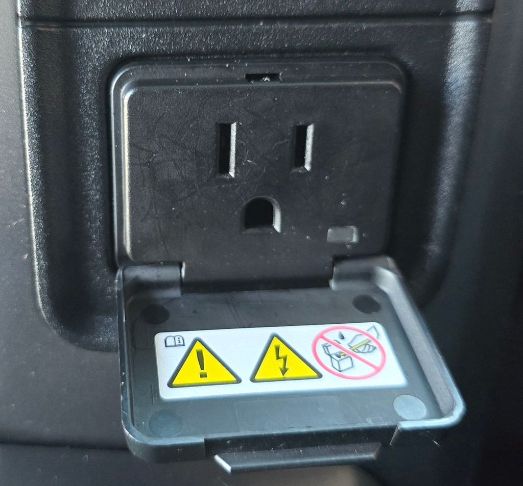 2018 RAM 1500 Image 35