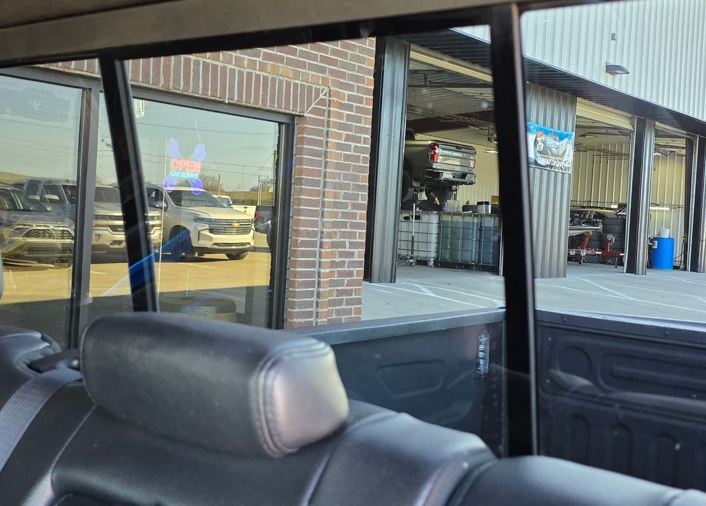 2018 RAM 1500 Image 43