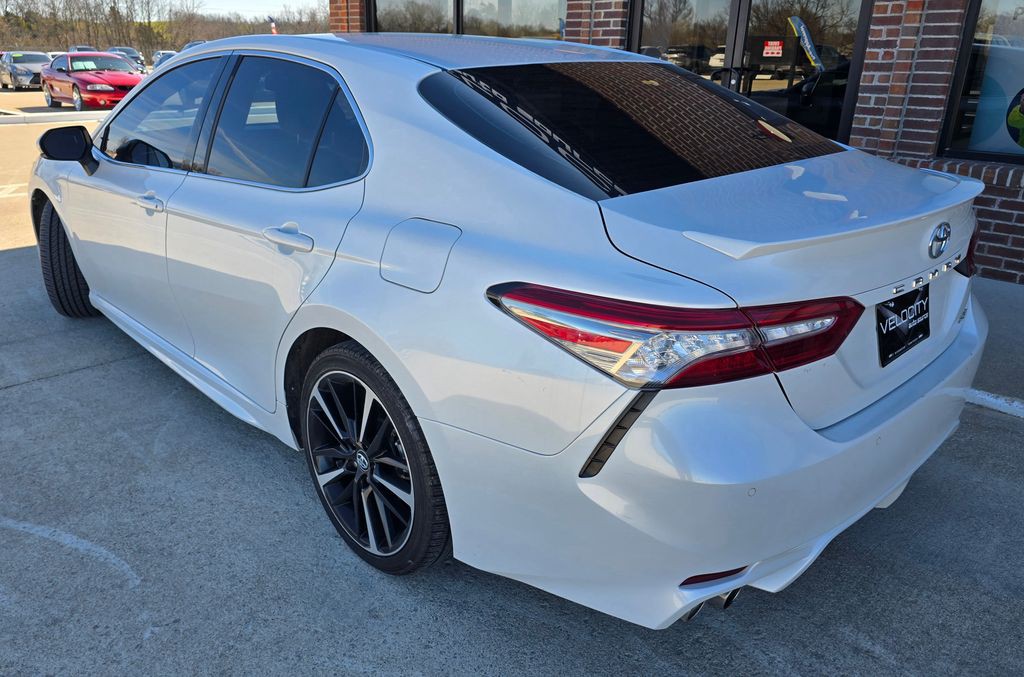 2018 Toyota Camry Image 4