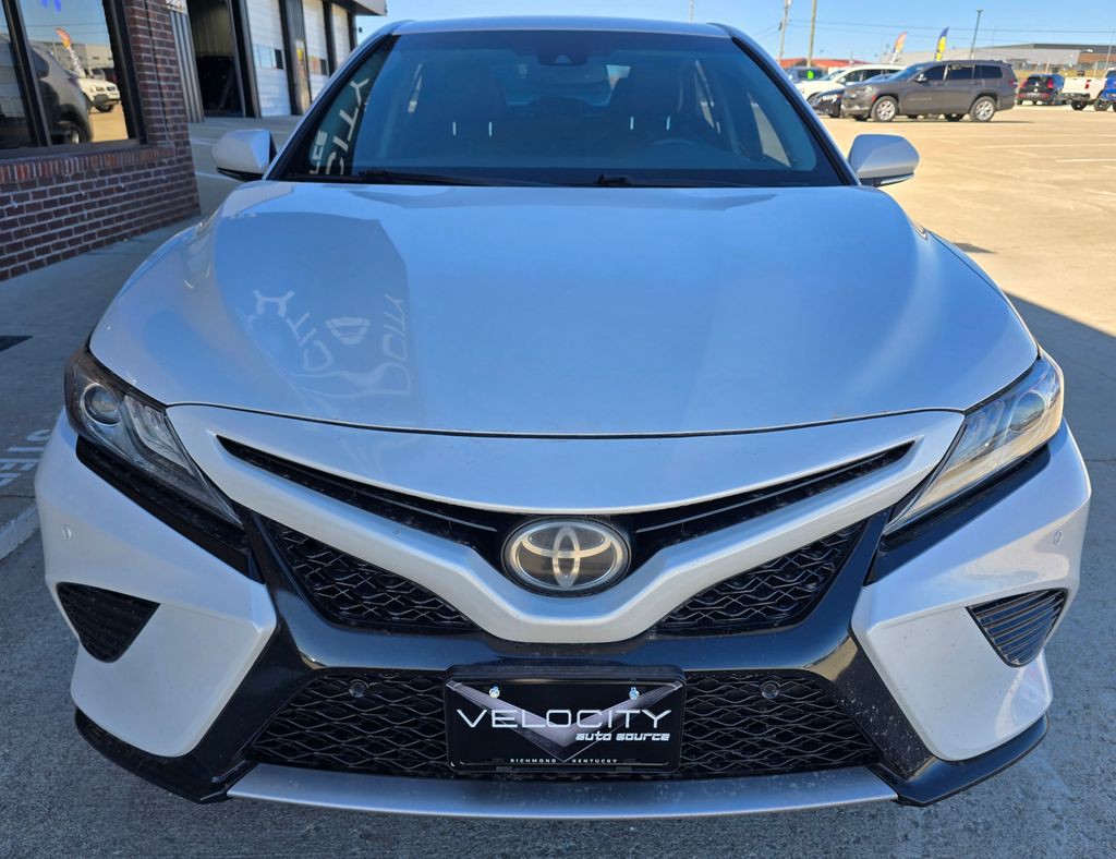 2018 Toyota Camry Image 8