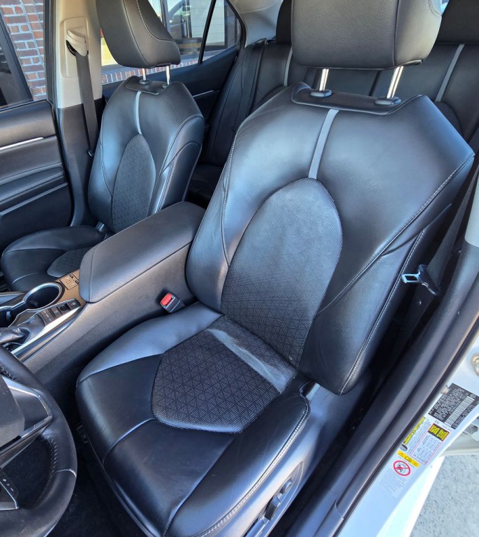 2018 Toyota Camry Image 9