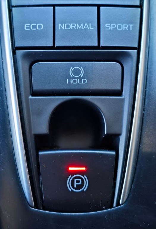 2018 Toyota Camry Image 13