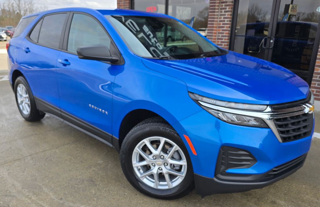 2024 Chevrolet Equinox Image 3