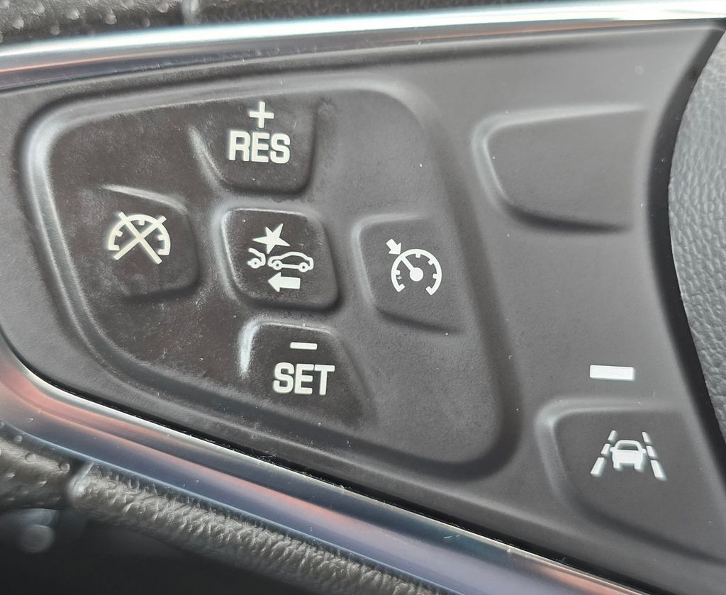 2024 Chevrolet Equinox Image 23