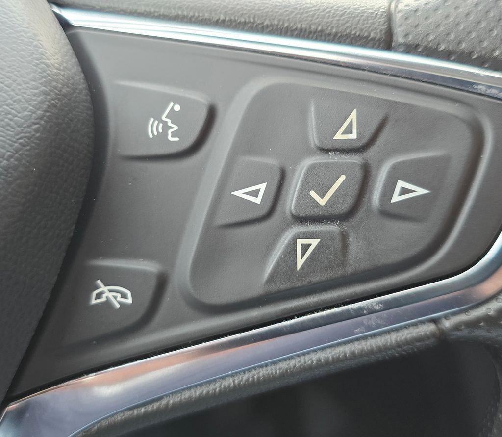 2024 Chevrolet Equinox Image 24