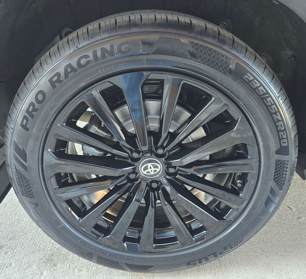 2024 Toyota Highlander Image 15